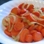 Морковь тушеная с луком: как приготовить вкусно и быстро